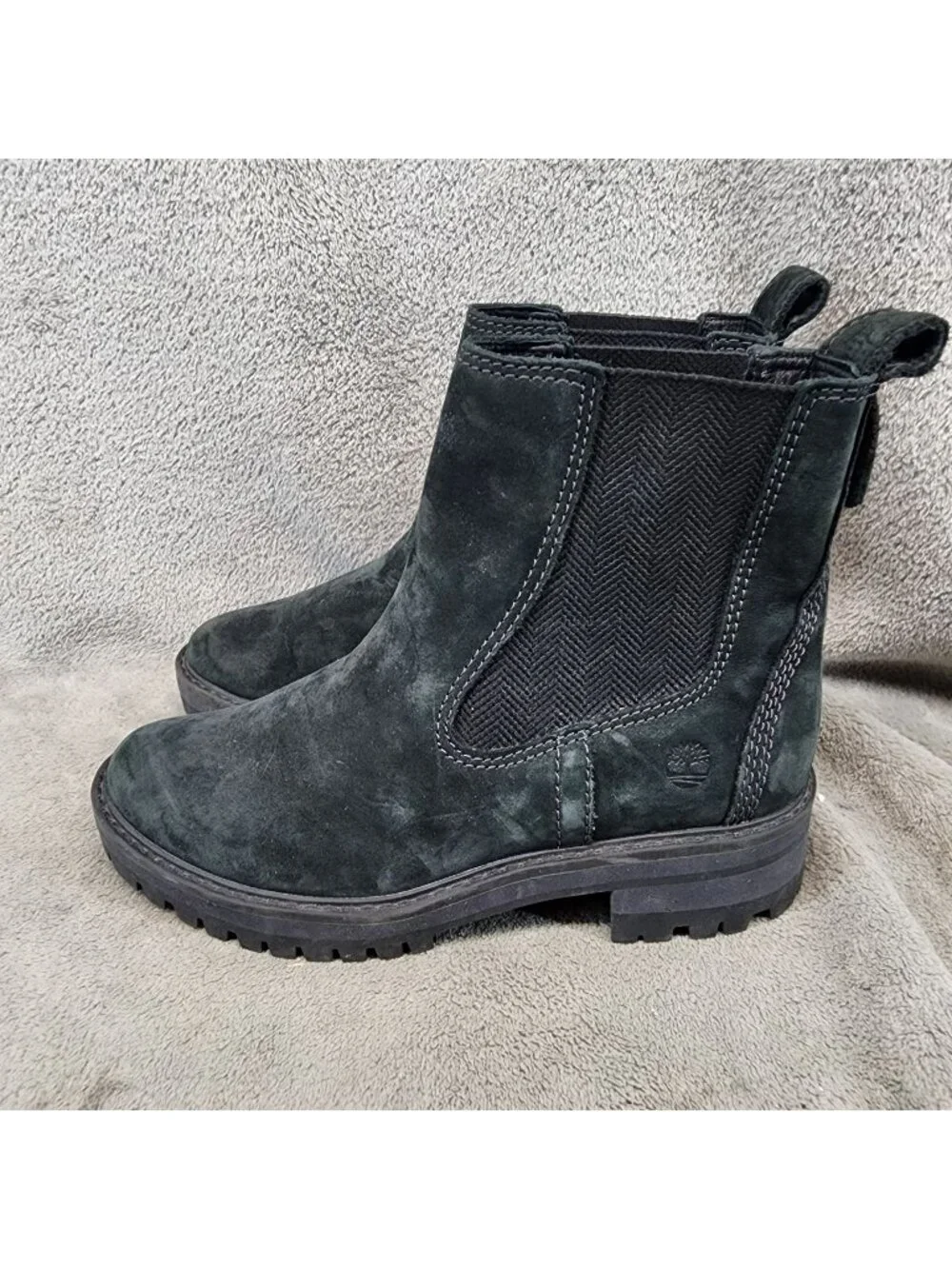 Timberland Shoes Womens Size 7 Black Suede Courmayeur Valley Chelsea Boots *Read